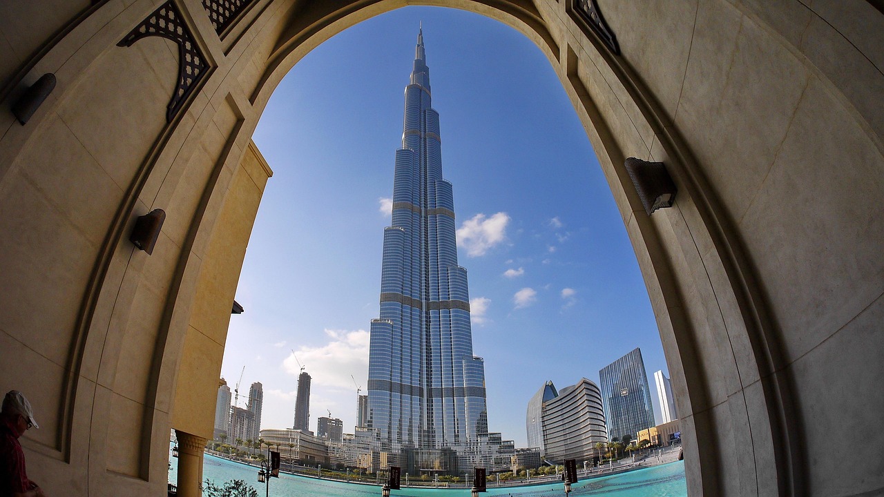 Dubai Fountain & Burj Khalifa Light Show